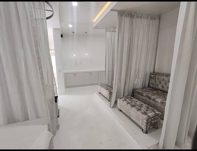 7 BEDROOM HOUSE FOR SALE IN LONG ACRES COUNTRY ESTATE
